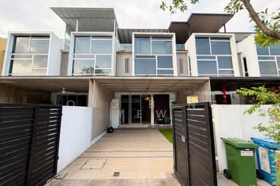 For Sale - 🚀 Own Landed in Prime D19 — Don’t Miss!