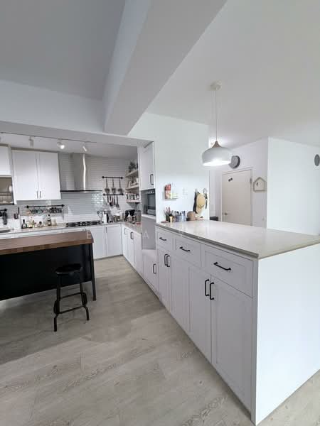 182B Woodlands Street 13, 182B Woodlands Street 13, Admiralty / Woodlands, 4 Bedrooms, 1,216 sqft, HDB Flat For Sale, by Elsa Yeo, 500086679 - Kitchen - PropertyGuru.com.sg