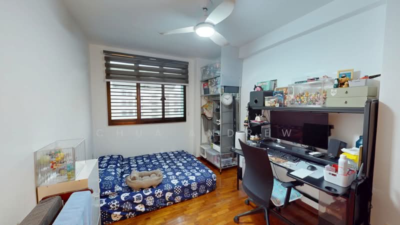 272B Jurong West Street 24, 272B Jurong West Street 24, 3 Bedrooms, 1,206 sqft, HDB Flat For Sale, by Chua Andrew, 500086681 - Bedroom - PropertyGuru.com.sg