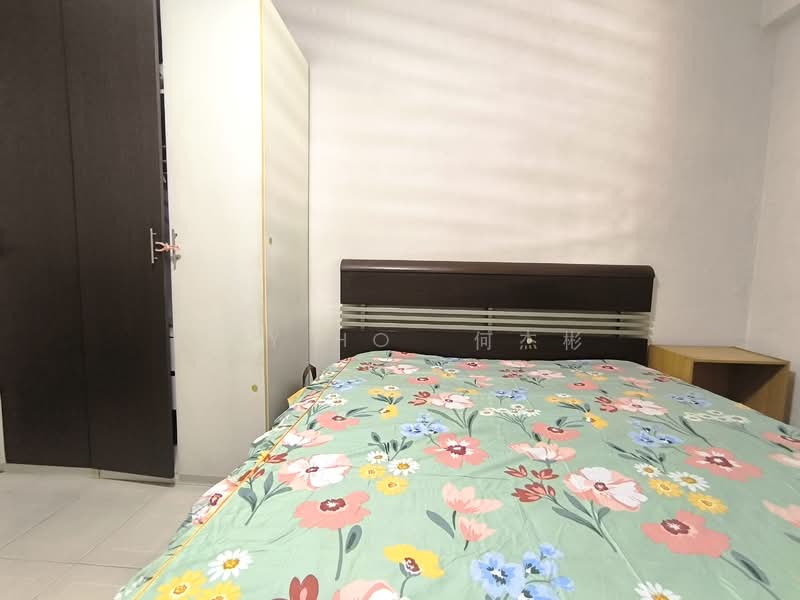 121 Yishun Street 11, 121 Yishun Street 11, Room Rental, 130 sqft, HDB Flat For Rent, by Kay HO 何杰彬, 500086682 - Bedroom - PropertyGuru.com.sg