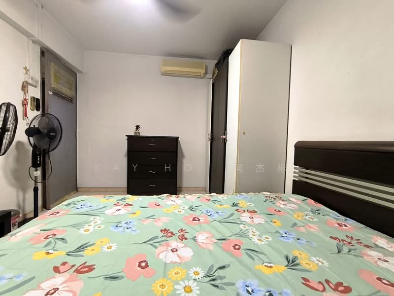 121 Yishun Street 11, 121 Yishun Street 11, Room Rental, 130 sqft, HDB Flat For Rent, by Kay HO 何杰彬, 500086682 - Bedroom - PropertyGuru.com.sg