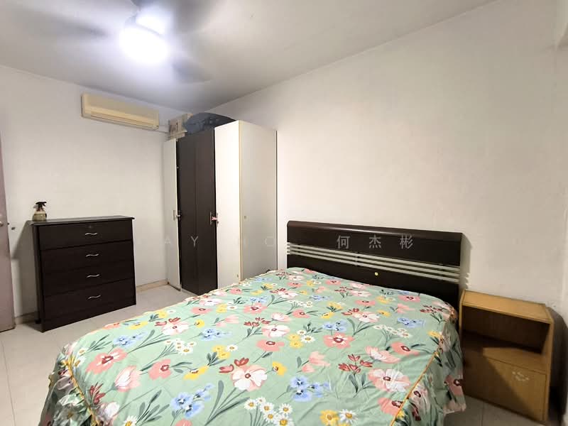 121 Yishun Street 11, 121 Yishun Street 11, Room Rental, 130 sqft, HDB Flat For Rent, by Kay HO 何杰彬, 500086682 - Bedroom - PropertyGuru.com.sg