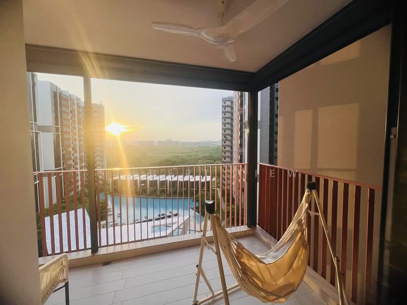 Riverfront Residences Condominium For Sale at S$ 2,780,000 | PropertyGuru Singapore - Balcony