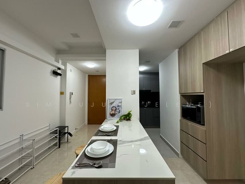 The Centris, 81 Jurong West Central 3, Room Rental, 100 sqft, Apartment For Rent, by Sim Sujun (Jelene), 500086688 - Dining - PropertyGuru.com.sg