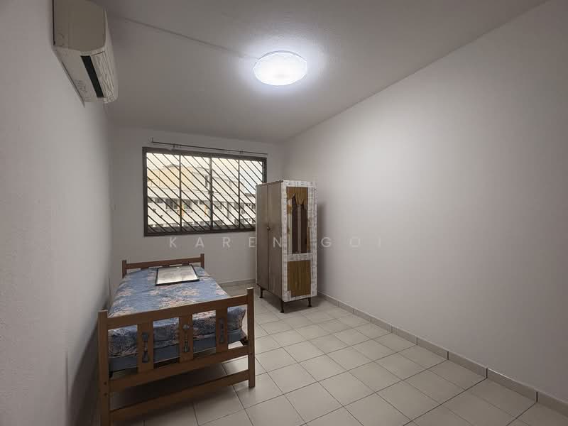 940 Jurong West Street 91, 940 Jurong West Street 91, 3 Bedrooms, 1,119 sqft, HDB Flat For Rent, by Karen Goi, 500086693 - Bedroom - PropertyGuru.com.sg