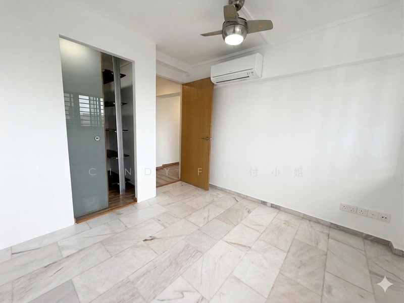 17 Beach Road HDB Flat For Sale at S$ 788,000 | PropertyGuru Singapore - Bedroom