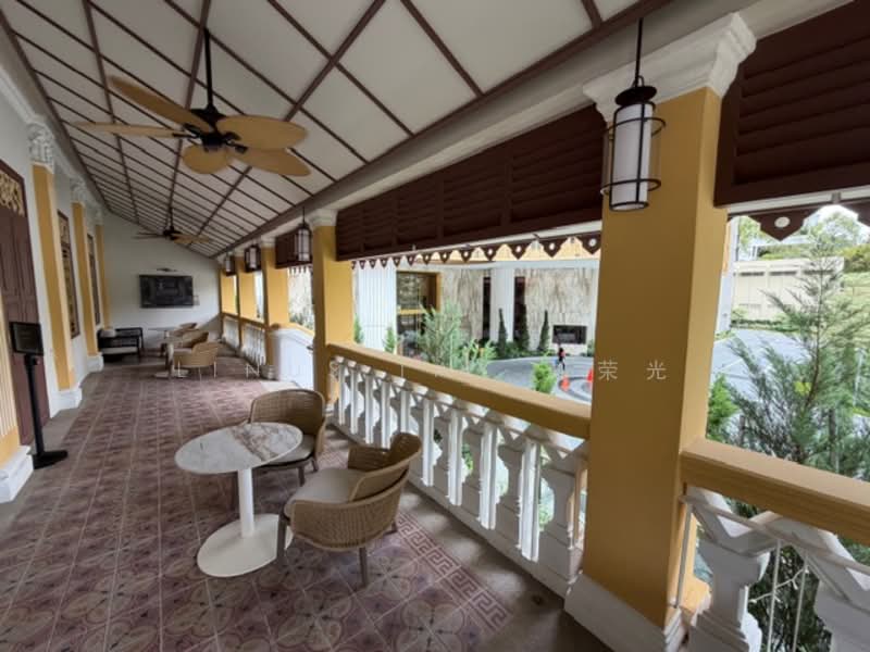 Klimt Cairnhill Condominium For Sale at S$ 8,300,000 | PropertyGuru Singapore - Balcony