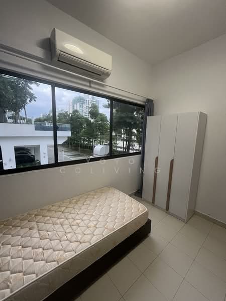Woodsville Mansions, 12 Woodsville Close, Room Rental, 100 sqft, Apartment For Rent, by Kingston, 500086706 - Bedroom - PropertyGuru.com.sg