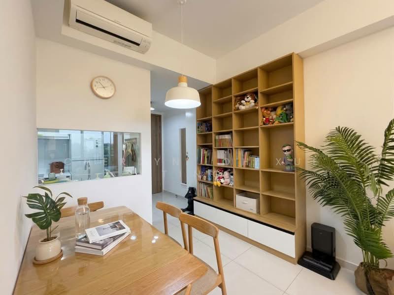 Parc Botannia Condominium For Sale at S$ 1,350,000 | PropertyGuru Singapore - Dining Room