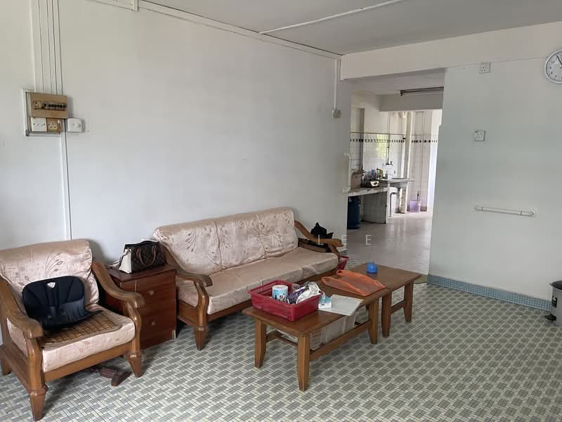 35 Chai Chee Avenue HDB Flat For Sale at S$ 480,000 | PropertyGuru Singapore - Living Room