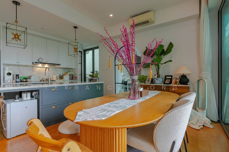 Duet Condominium For Sale at S$ 4,199,999 | PropertyGuru Singapore - Kitchen