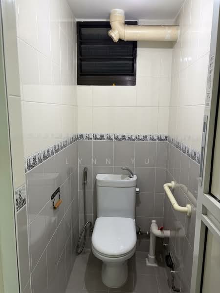 463 Crawford Lane, 463 Crawford Lane, 2 Bedrooms, 600 sqft, HDB Flat For Rent, by Lynn Yu, 500086743 - Bathroom - PropertyGuru.com.sg