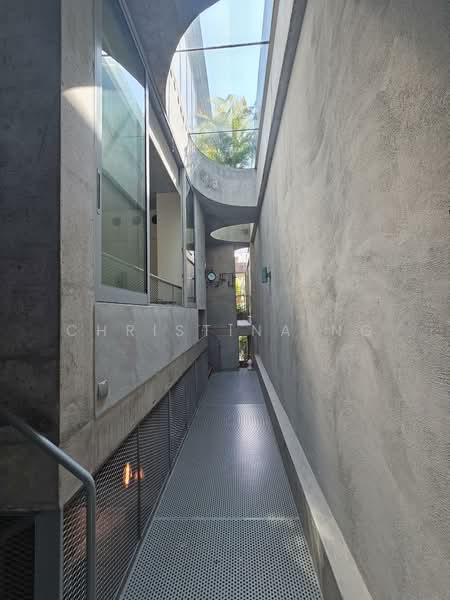 15 Jalan Tanjong, Jalan Tanjong, 4 Bedrooms, 6,000 sqft, Terraced House For Rent, by Christina Ng, 500086761 - Corridor - PropertyGuru.com.sg