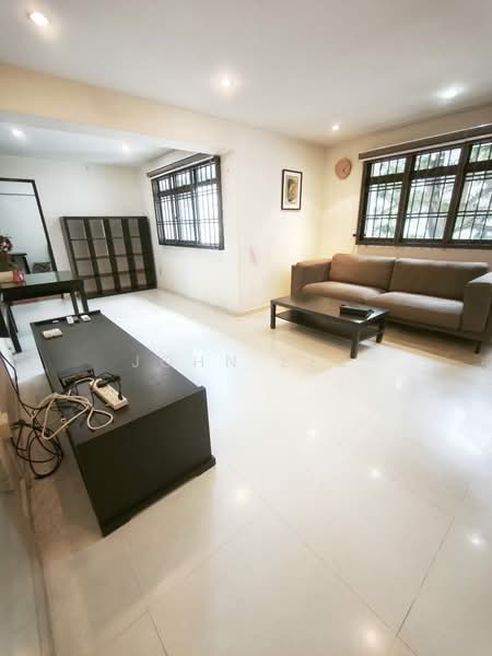 18 Cantonment Close HDB Flat For Sale at S$ 980,000 | PropertyGuru Singapore - Living Room