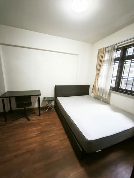 18 Cantonment Close HDB Flat For Sale at S$ 980,000 | PropertyGuru Singapore - Bedroom