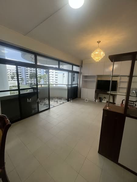 Mandarin Gardens, 5 Siglap Road, 2 Bedrooms, 829 sqft, Condominium For Rent, by Marvin Ong, 500086792 - Living Room - PropertyGuru.com.sg