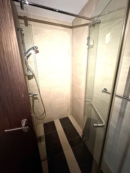 Parc Riviera, 101 West Coast Vale, 2 Bedrooms, 646 sqft, Condominium For Rent, by Steven Choo, 500086805 - Bathroom - PropertyGuru.com.sg
