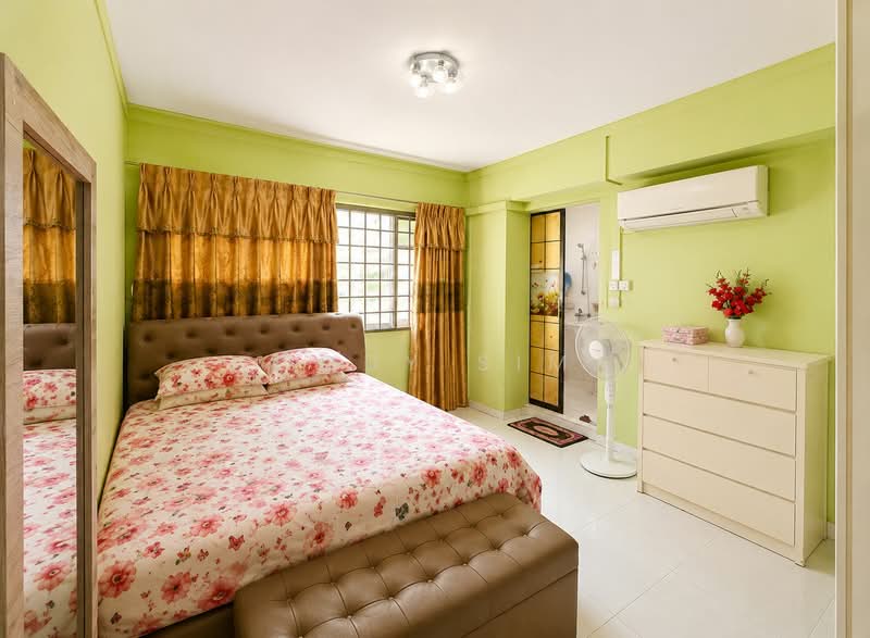 705 Jurong West Street 71, 705 Jurong West Street 71, 4 Bedrooms, 1,163 sqft, HDB Flat For Sale, by Cody Sim, 500086828 - Bedroom - PropertyGuru.com.sg