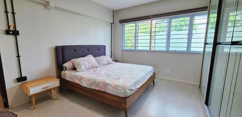 433 Bukit Panjang Ring Road HDB Flat For Sale at S$ 918,000 | PropertyGuru Singapore - Master Bedroom [Lvl 2]
