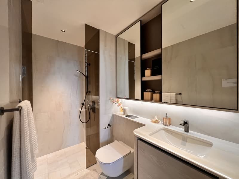The Continuum Condominium For Sale at S$ 4,400,000 | PropertyGuru Singapore - Bathroom
