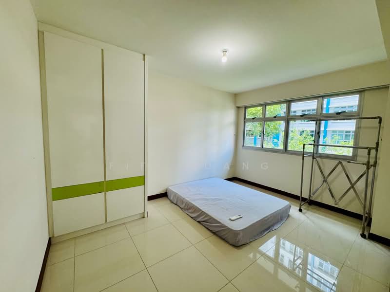 163A Rivervale Crescent, 163A Rivervale Crescent, 3 Bedrooms, 1,001 sqft, HDB Flat For Rent, by Fifi Huang, 500086844 - Master Bedroom - PropertyGuru.com.sg
