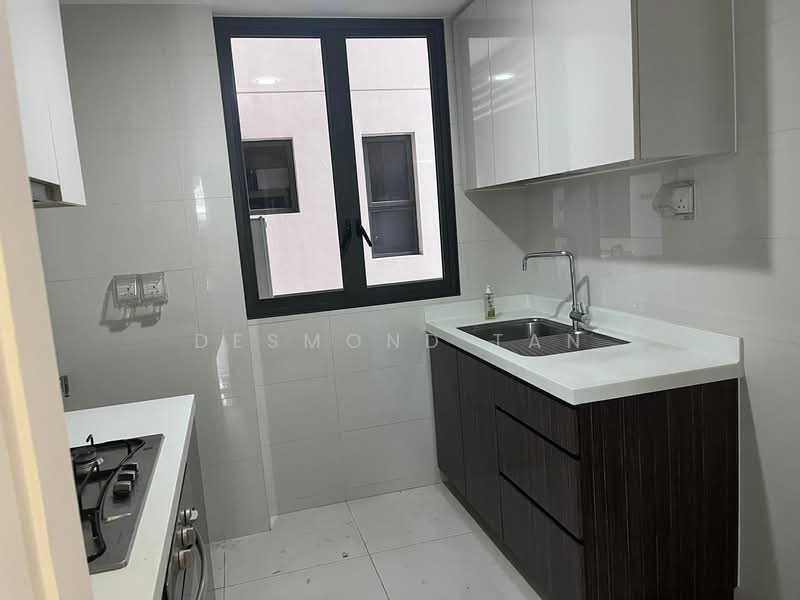 Twin Waterfalls, 108 Punggol Walk, 3 Bedrooms, 915 sqft, Executive Condominium For Rent, by Desmond Tan, 500086851 - Kitchen - PropertyGuru.com.sg