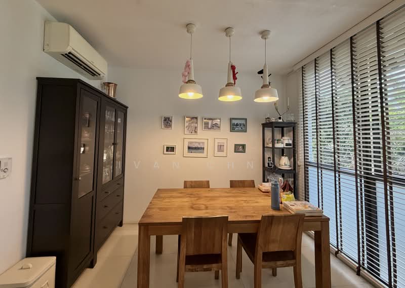 Lotus Ville Cluster House For Sale at S$ 4,200,000 | PropertyGuru Singapore - Dining Room