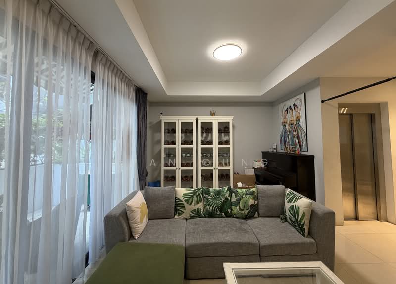 Lotus Ville Cluster House For Sale at S$ 4,200,000 | PropertyGuru Singapore - Living Room