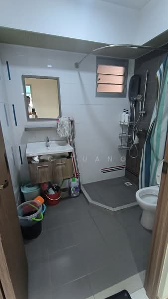 355A Anchorvale Lane HDB Flat For Sale at S$ 668,888 | PropertyGuru Singapore - Bathroom