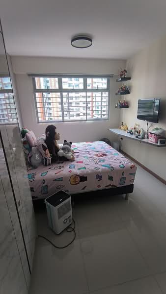 355A Anchorvale Lane HDB Flat For Sale at S$ 668,888 | PropertyGuru Singapore - Bedroom