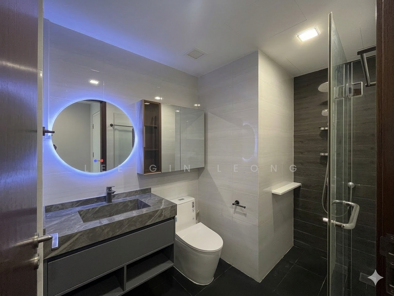 Urban Residences Condominium For Sale at S$ 760,000 | PropertyGuru Singapore - Bathroom