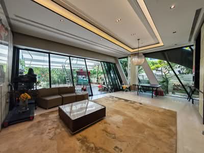 For Sale - d'Leedon (Former Farrer Court)