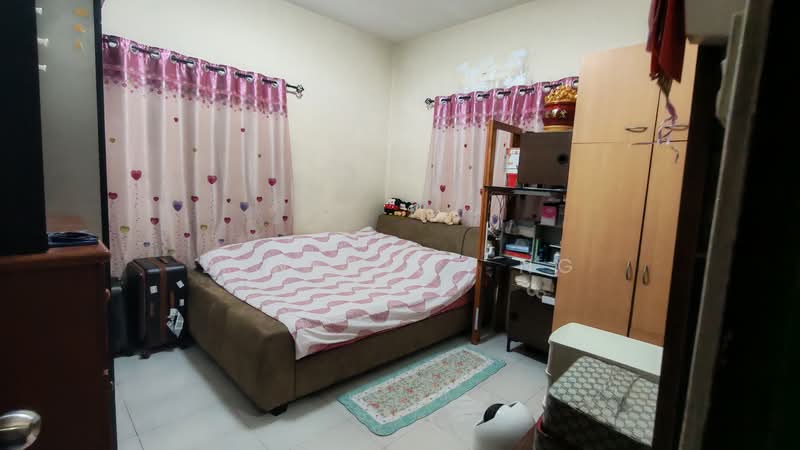 Thomson Garden Estate, Jalan Rabu, 4 Bedrooms, 3,000 sqft, Semi-Detached House For Rent, by Benedict Ng, 500086866 - Bedroom - PropertyGuru.com.sg