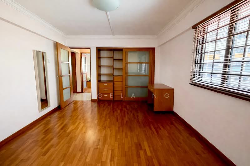 707 Hougang Avenue 2 HDB Flat For Sale at S$ 728,000 | PropertyGuru Singapore - Study
