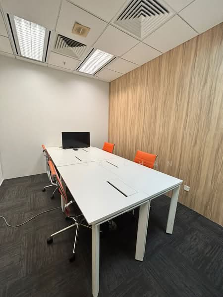 Bugis Junction Towers, 230 Victoria Street, 228 sqft, Office For Rent, by Tessa Chan, 500086890 - Interior - CommercialGuru.com.sg
