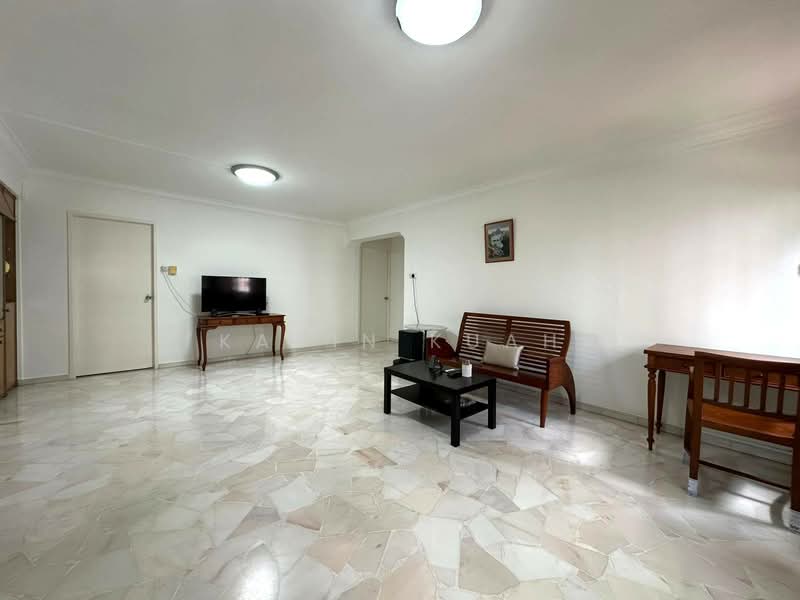 518 Pasir Ris Street 52 HDB Flat For Sale at S$ 838,000 | PropertyGuru Singapore - Living Room