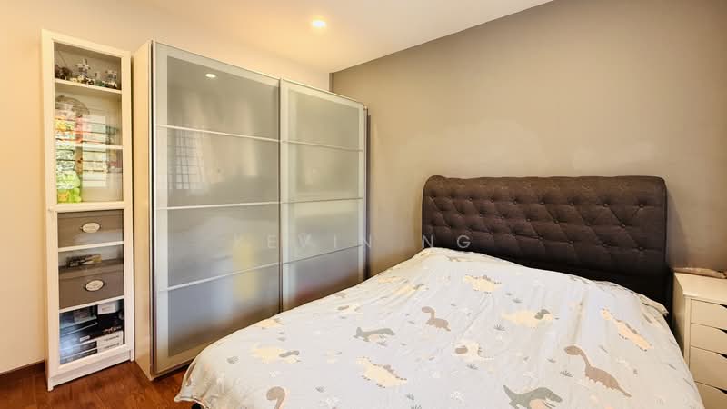 231 Bishan Street 23 HDB Flat For Sale at S$ 1,320,000 | PropertyGuru Singapore - Bedroom