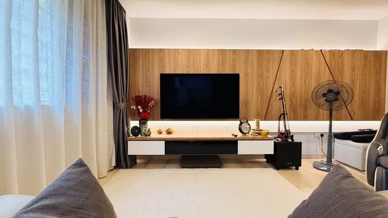 231 Bishan Street 23 HDB Flat For Sale at S$ 1,320,000 | PropertyGuru Singapore - Living Room