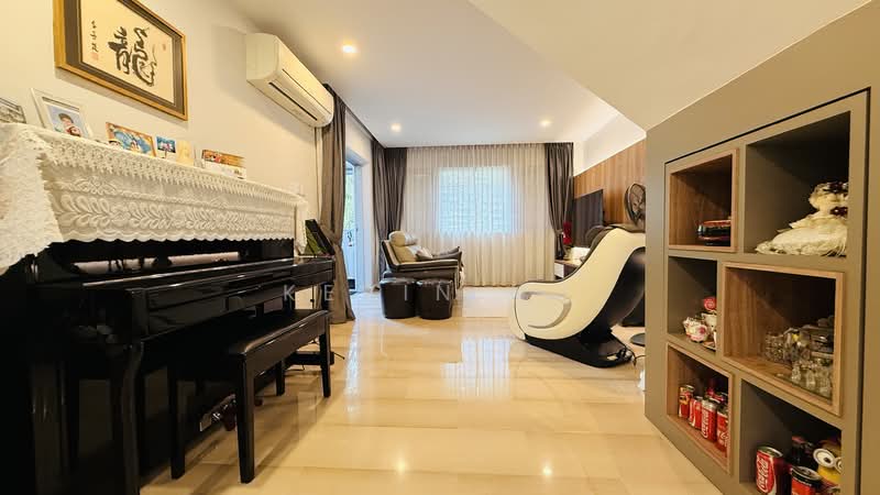 231 Bishan Street 23 HDB Flat For Sale at S$ 1,320,000 | PropertyGuru Singapore - Living Room