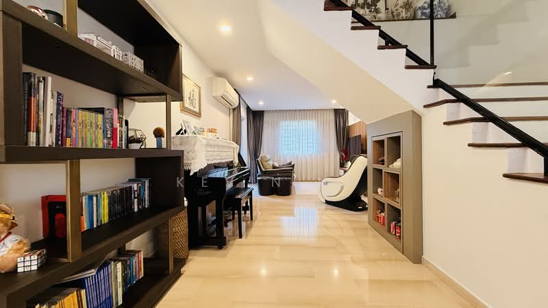 231 Bishan Street 23 HDB Flat For Sale at S$ 1,320,000 | PropertyGuru Singapore - Living Room