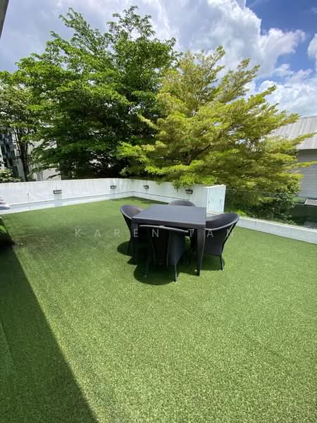 Duchess Ave, Duchess Ave, 5 Bedrooms, 3,200 sqft, Semi-Detached House For Rent, by Karen Tan, 500086904 - Roof top terrace  - PropertyGuru.com.sg