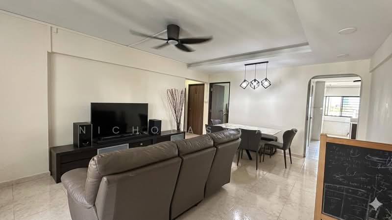 277 Tampines Street 22, 277 Tampines Street 22, 3 Bedrooms, 1,119 sqft, HDB Flat For Sale, by Nicholas Tang, 500086905 - Living Room - PropertyGuru.com.sg
