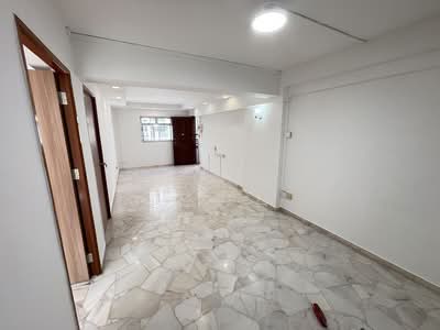 For Rent - 4 Holland Close