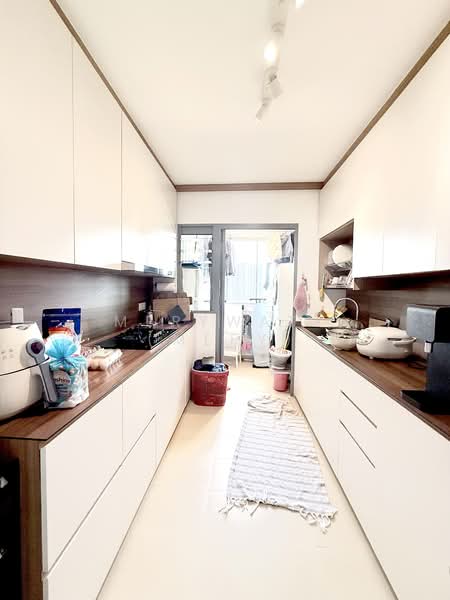 34 Margaret Drive HDB Flat For Sale at S$ 1,699,999 | PropertyGuru Singapore - Kitchen