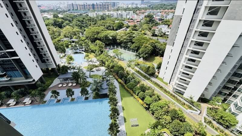 Whistler Grand Condominium For Sale at S$ 1,260,000 | PropertyGuru Singapore - Exterior