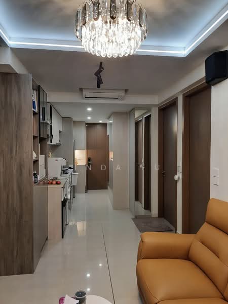 Whistler Grand Condominium For Sale at S$ 1,260,000 | PropertyGuru Singapore - Kitchen