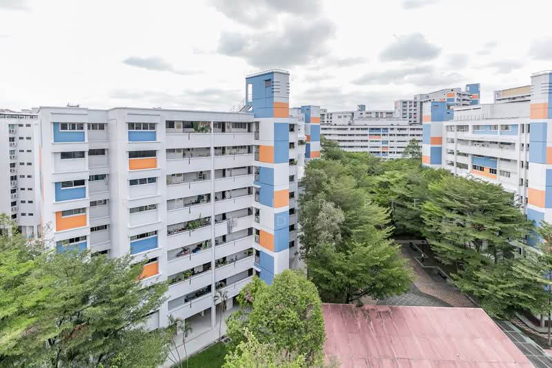 114 Yishun Ring Road HDB Flat For Sale at S$ 550,000 | PropertyGuru Singapore - Exterior