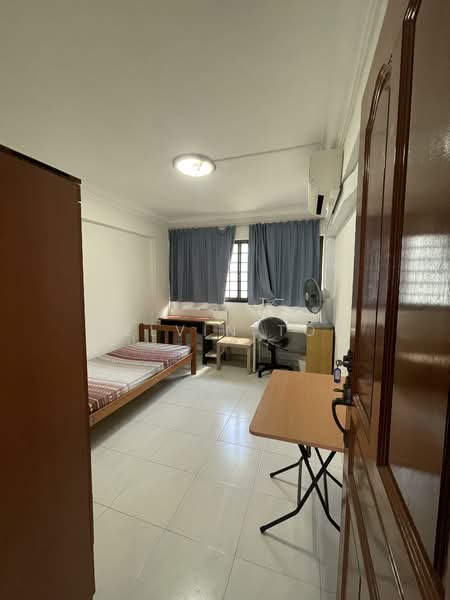 342 Clementi Avenue 5, 342 Clementi Avenue 5, Room Rental, 110 sqft, HDB Flat For Rent, by Kelvin Tok, 500086942 - Bedroom - PropertyGuru.com.sg