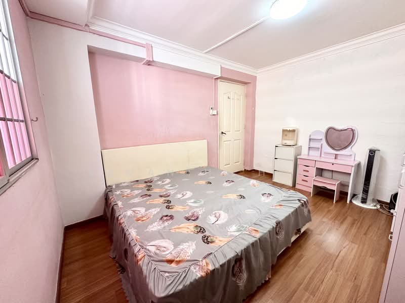 75 Bedok North Road HDB Flat For Sale at S$ 380,000 | PropertyGuru Singapore - Bedroom