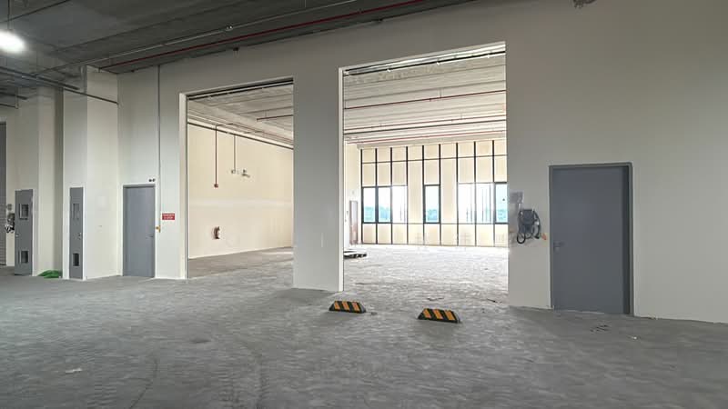 Stellar @ Tampines, 12 Tampines North Drive 4, 1,690 sqft, Factory / Workshop (B2) For Rent, by Jo Lim 林沛骅, 500086950 - Interior - CommercialGuru.com.sg